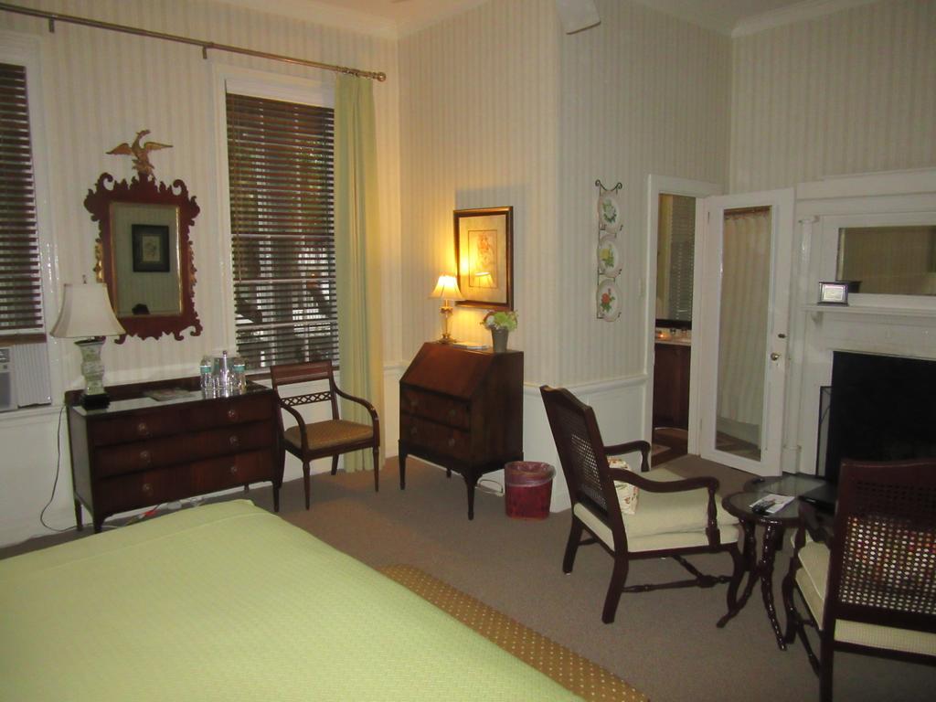 Rhett House Bed & Breakfast Beaufort Bagian luar foto